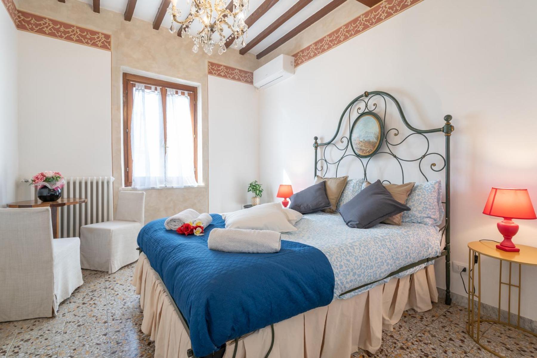 Urban Center Arezzo Apartment Bagian luar foto