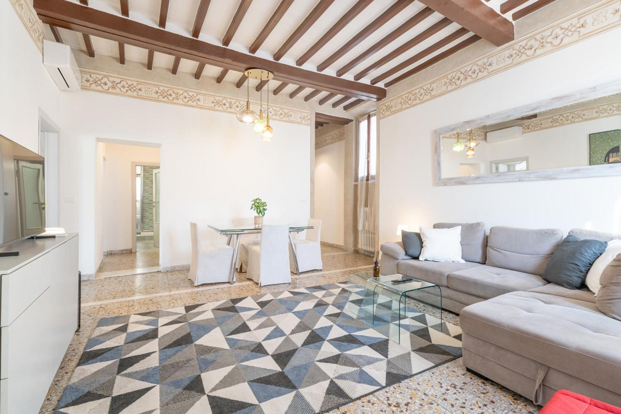 Urban Center Arezzo Apartment Bagian luar foto