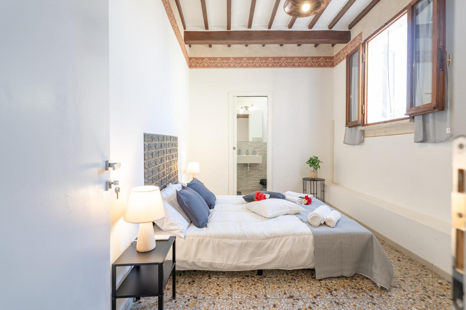 Urban Center Arezzo Apartment Bagian luar foto